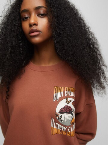 Pull&Bear Sweatshirt in Brown