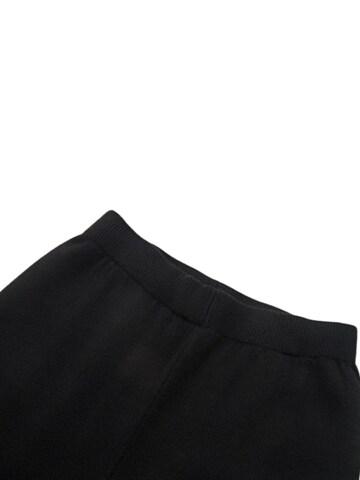 Sailing Flared Hose in Schwarz