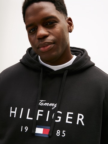 Tommy Hilfiger Big & Tall Sweatshirt 'BRNDLOVE' in Schwarz