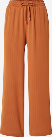 QS Loose fit Pants in Brown: front