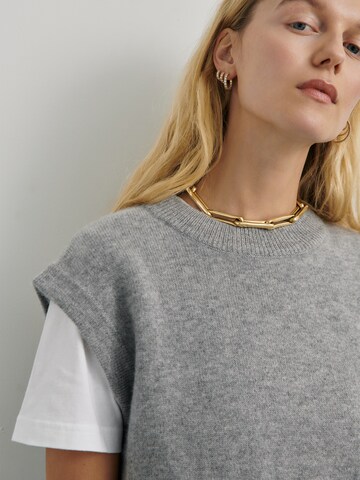 ABOUT YOU x Marie von Behrens Sweater 'Lilli' in Grey