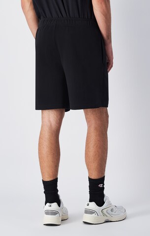 regular Pantaloni di Champion Authentic Athletic Apparel in nero