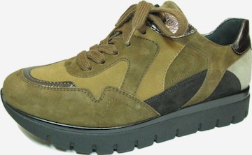 SEMLER Sneakers in Green: front