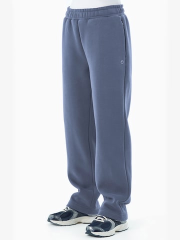Organication Loose fit Pants in Blue