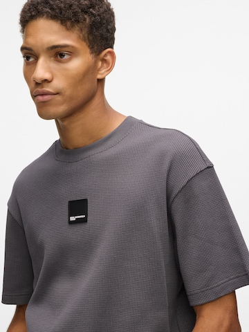 KARL LAGERFELD JEANS Paita 'Waffle' värissä harmaa