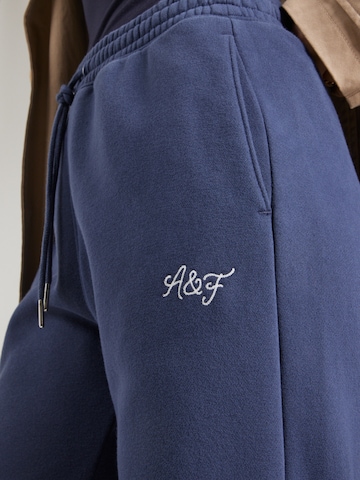 Abercrombie & Fitch Normalny krój Spodnie w kolorze niebieski