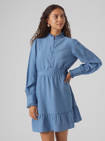 VERO MODA Платье-рубашка 'CIA' в Синий: спереди