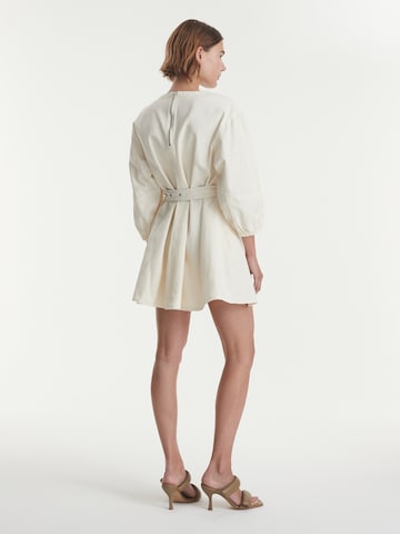 Robe 'Cate' EDITED en beige