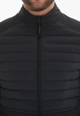 ENDURANCE - Chaqueta deportiva 'Benst' en negro