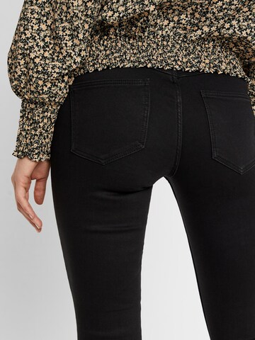 PIECES Skinny Jeans in Zwart