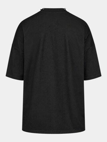 Maglietta 'Gothic T-Shirt - T17692' di Made By Society in nero