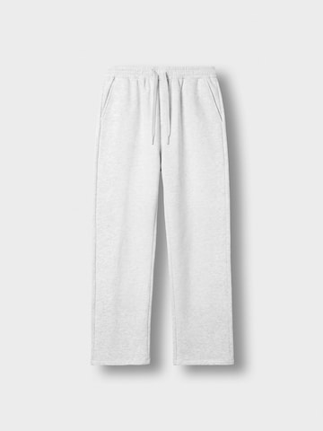 Burocs Regular Workout Pants in Grey: front