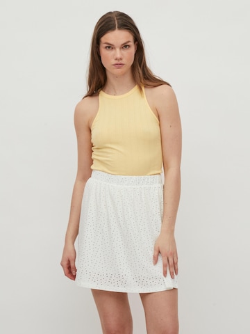 VILA Top 'Athalia' in Yellow: front