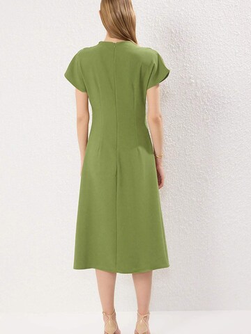 Trendyol Kleid in Grün
