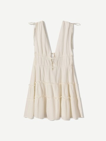 Bershka Kleid in Weiß