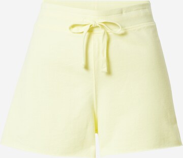 GAP Regular Trousers in Yellow: front