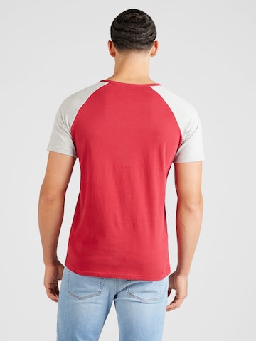 AÉROPOSTALE T-shirt i röd