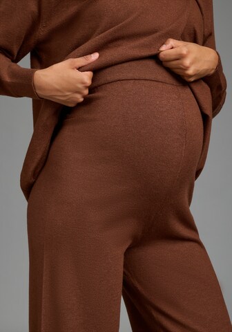 Neun Monate Regular Pyjamahose in Braun