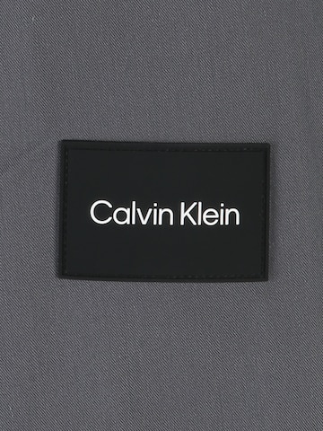 Coupe regular Chemise Calvin Klein Big & Tall en gris