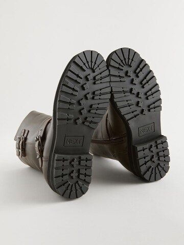 Next Boot i brun
