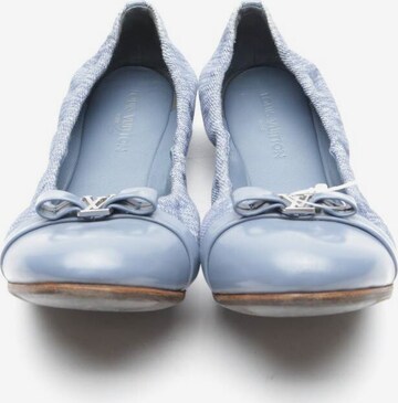 Louis Vuitton Flats & Loafers in 36 in Blue