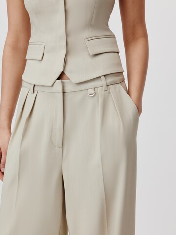 Loosefit Pantalon à pince 'Silva Tall' LeGer by Lena Gercke en beige