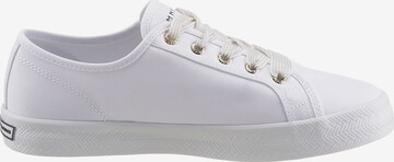 Baskets basses 'Foxie' TOMMY HILFIGER en blanc