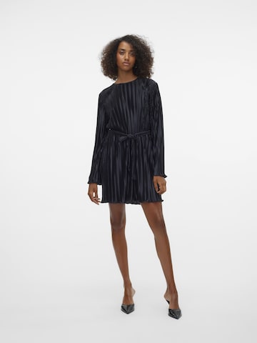 Robe 'RIKKI' VERO MODA en noir