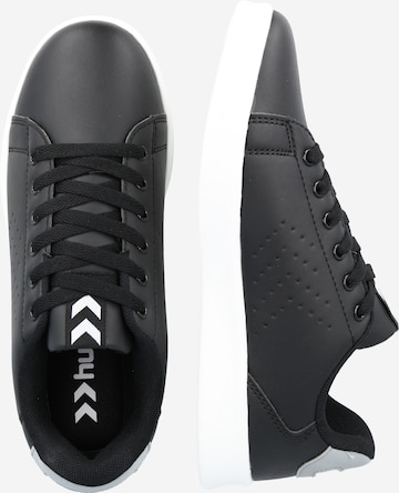 Sneaker bassa 'Busan' di Hummel in nero