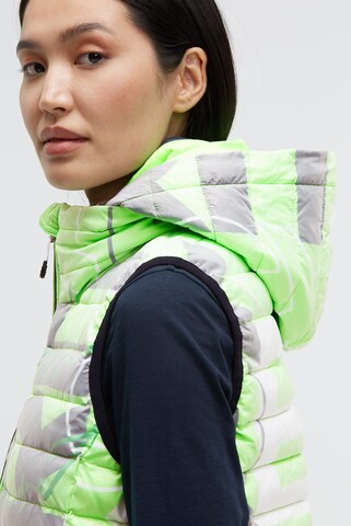 Soccx Vest in Green