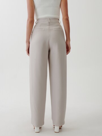 Wide Leg Pantalon à pince 'ANGELA' Tussah en gris : derrière