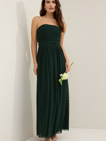 zaļš Next Vakarkleita