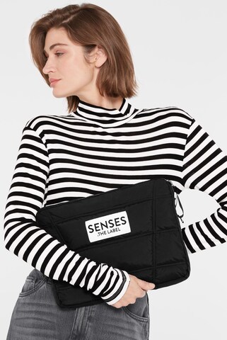 SENSES.THE LABEL Pouch in Black