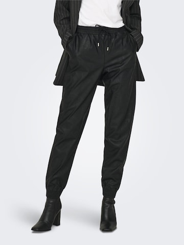 ONLY - Tapered Pantalón 'Mady' en negro: frente