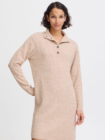 Abito in maglia 'OMEA' di b.young in beige: frontale