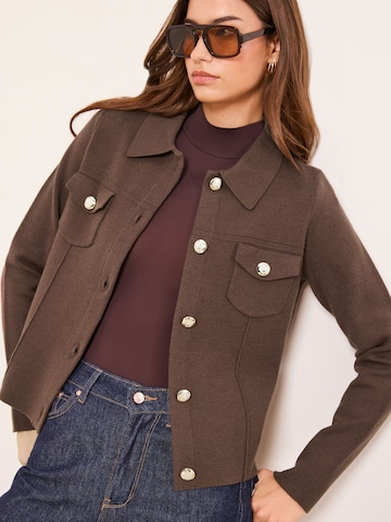Lipsy Gebreid vest in Bruin