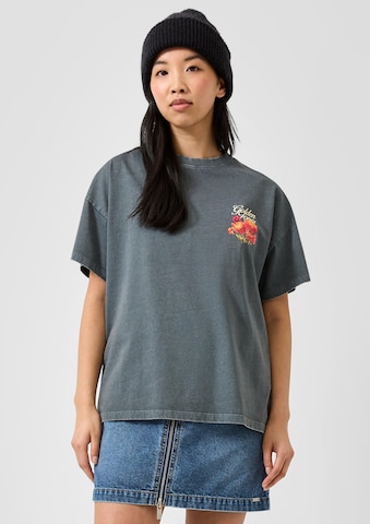 T-shirt QS en gris : devant