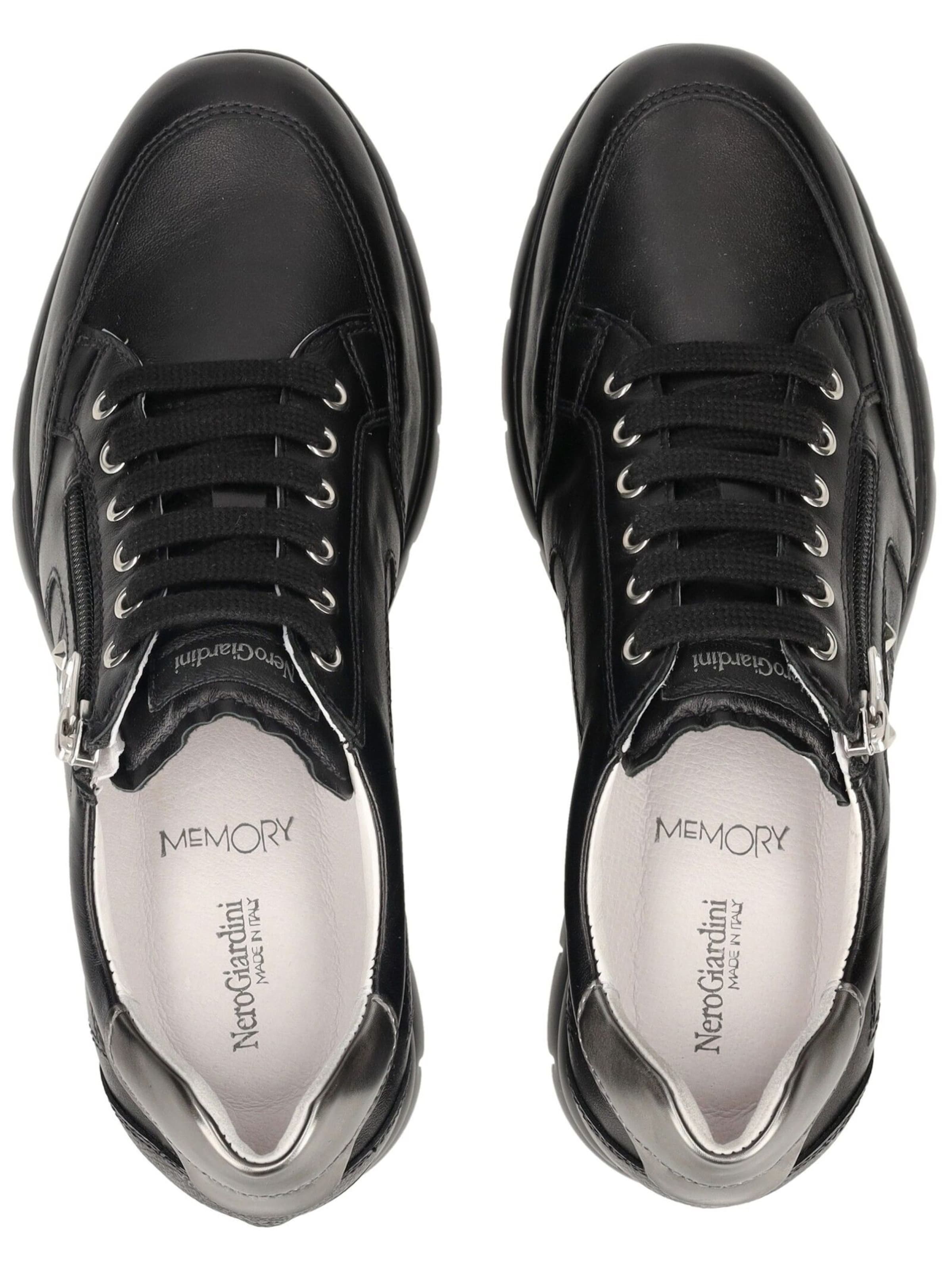 Nero Giardini Sneakers laag in Zwart