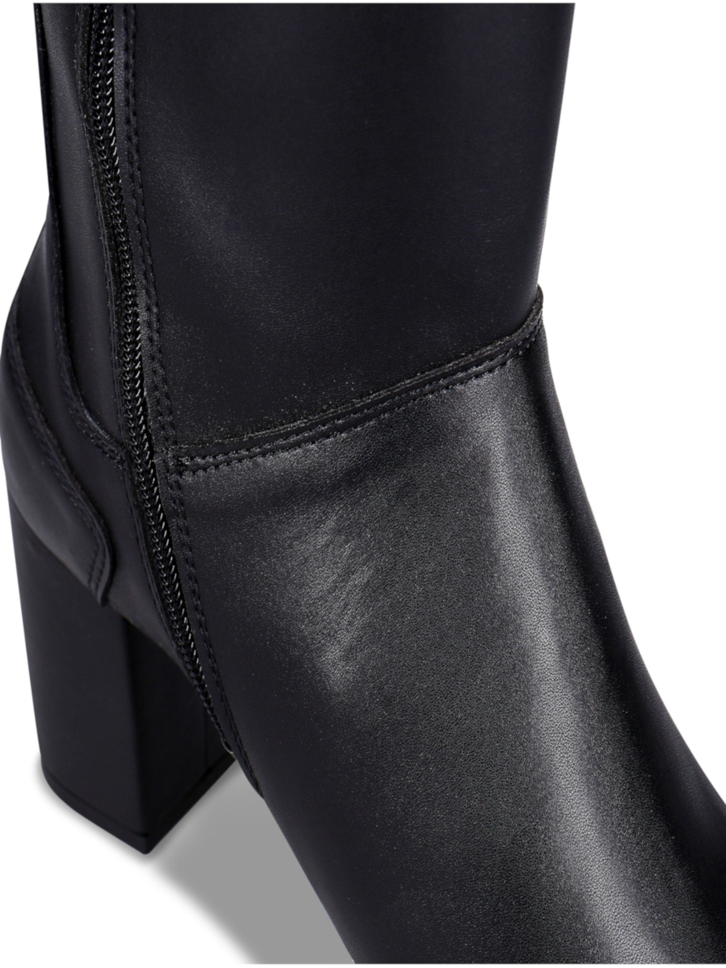 Stivale 'Greta' di nae Vegan Shoes in nero