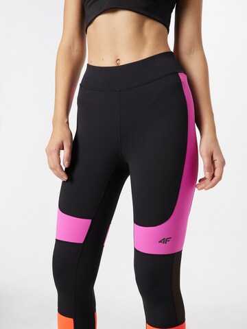 4F Skinny Workout Pants in Black