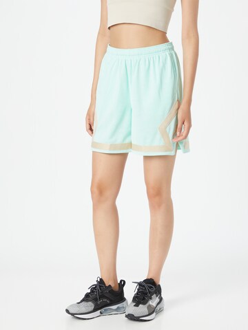 Jordan Loosefit Shorts in Grün: predná strana