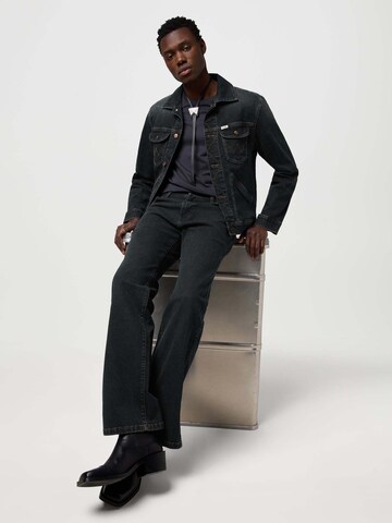 WRANGLER Boot cut Jeans 'Loose Boot' in Grey