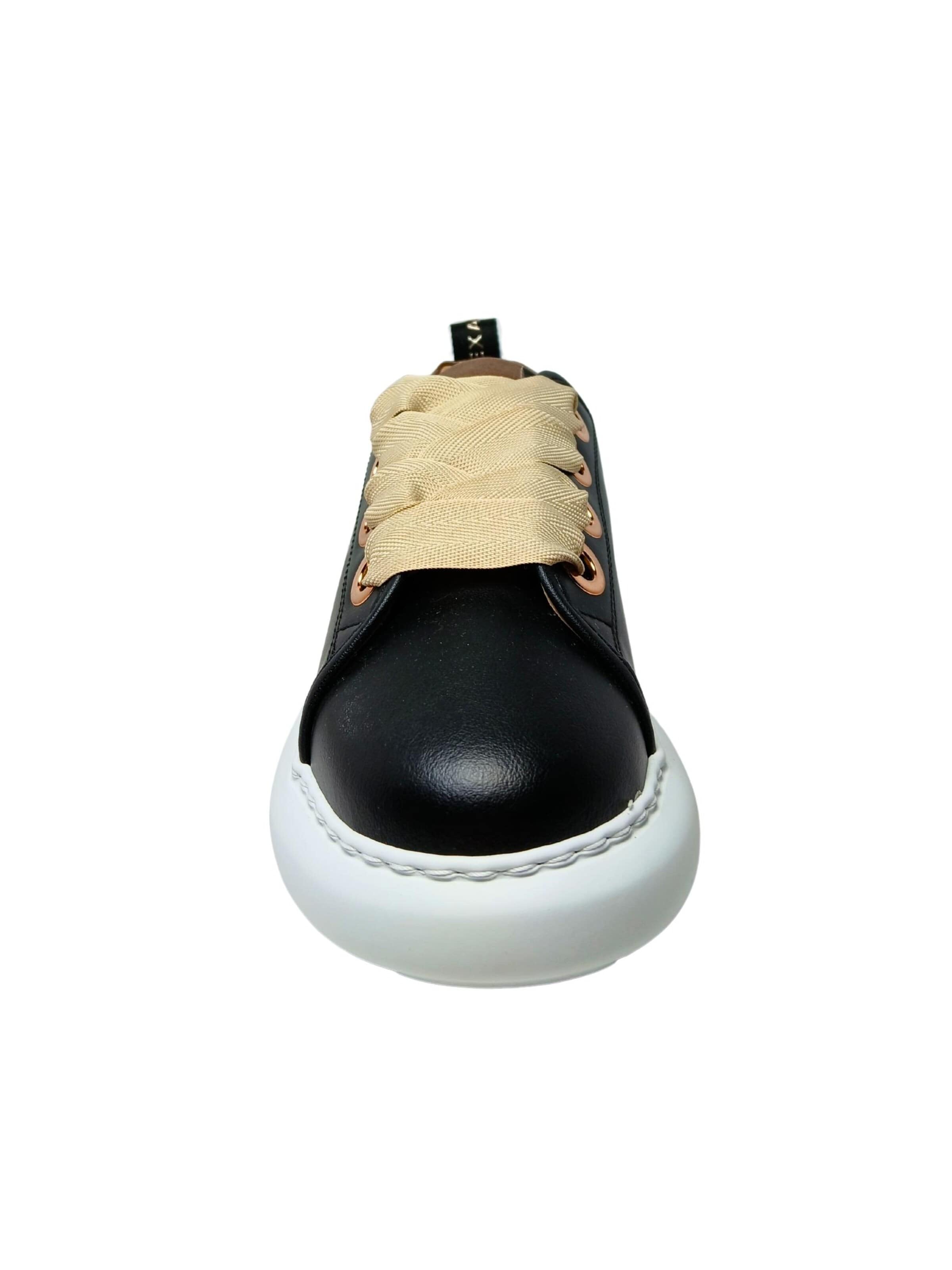 Sneaker bassa di Alexander Smith in nero
