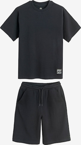 juoda Cool Club Rinkinys: priekis