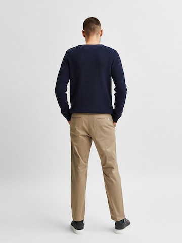 SELECTED HOMME Chino Pants 'Buckley' in Beige