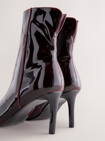 Next Stiefelette in Rot