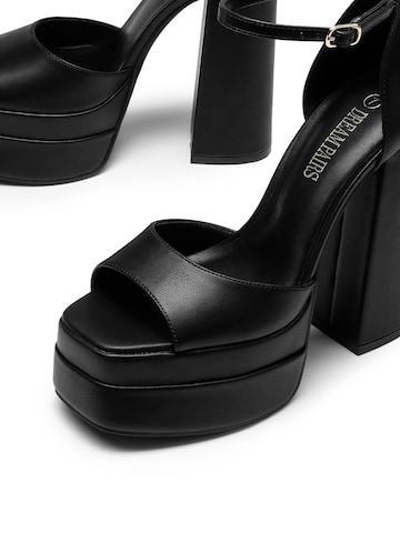 Dream Pairs Strap Sandals in Black