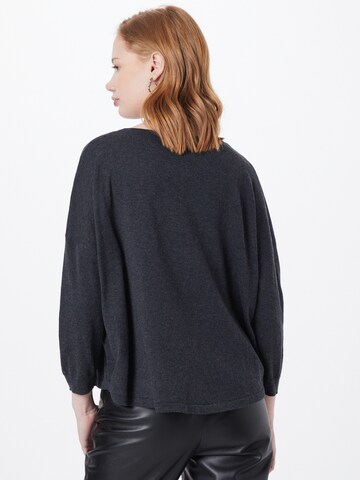 COMMA Pullover in Grau