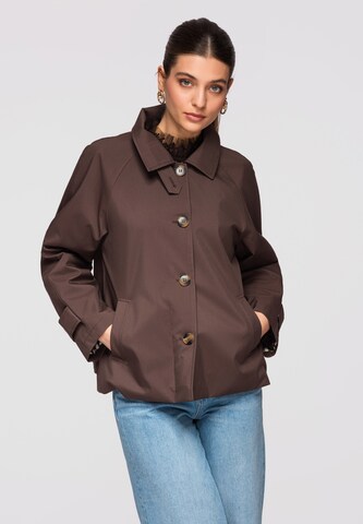 Ombre Between-seasons coat 'OW-COLC-0118' in Brown: front