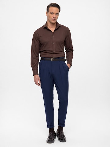 Antioch Regular Hose in Blau